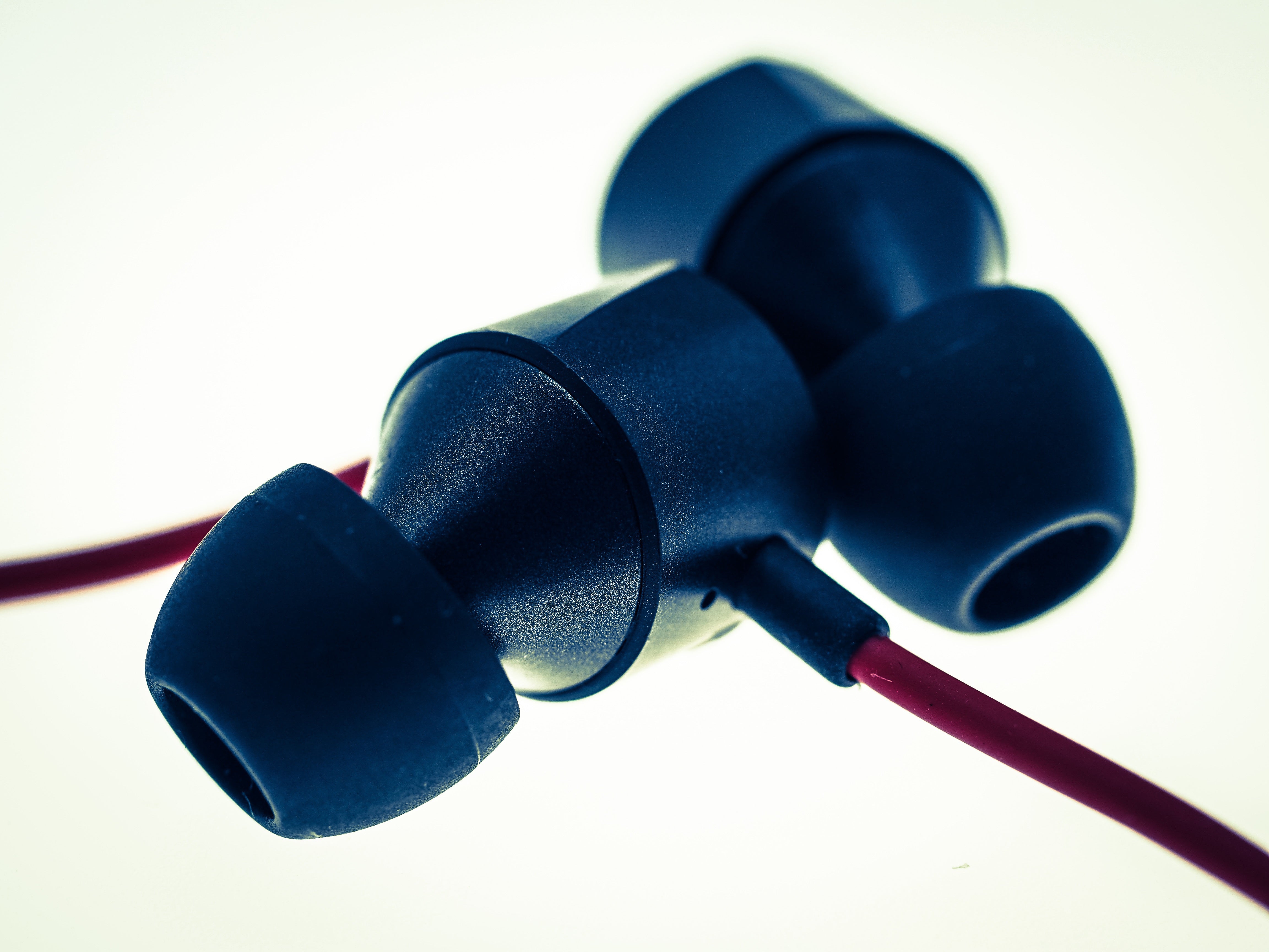 Earphones and Headsets - Joche