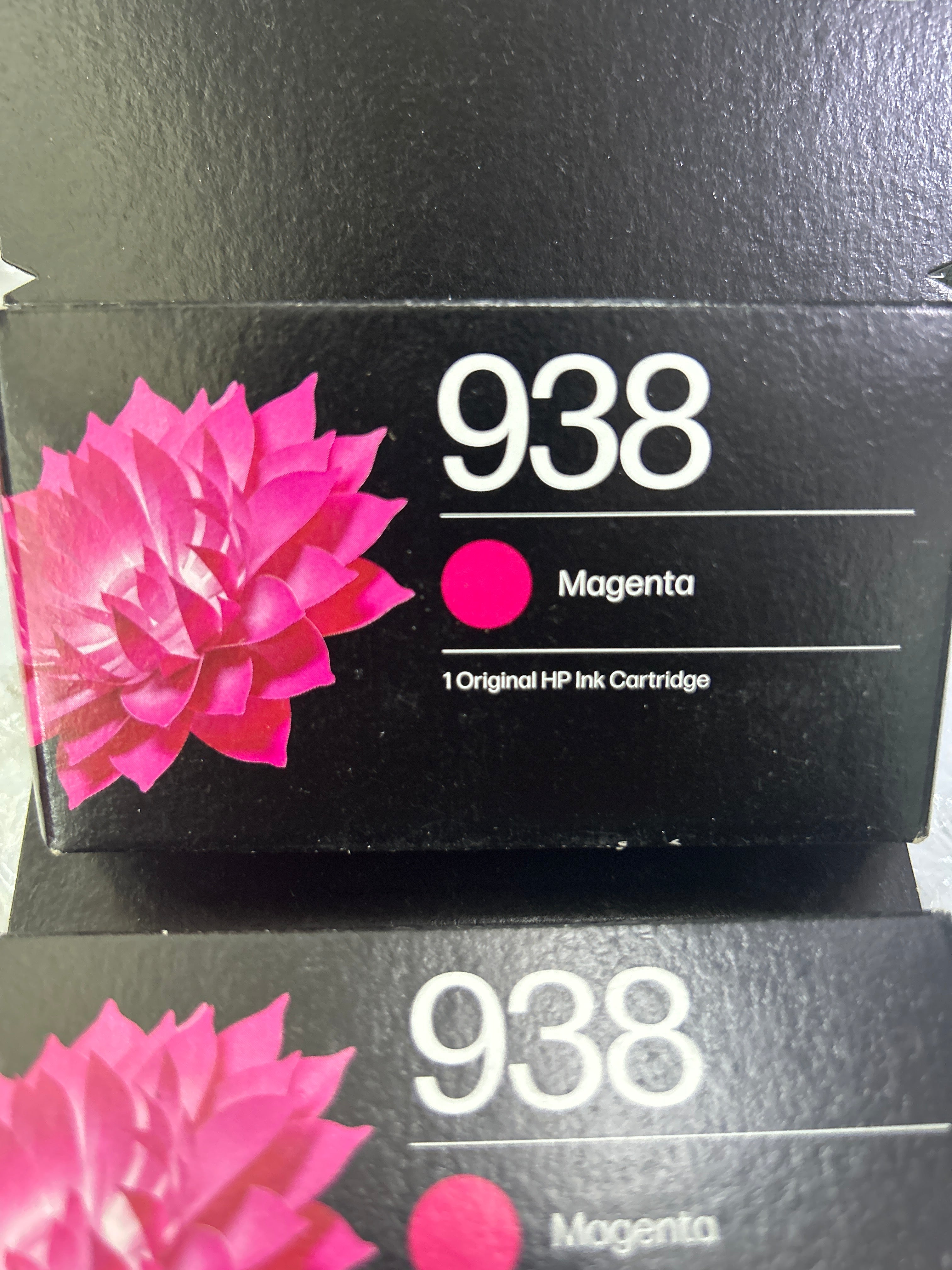 938 MAGENTA
