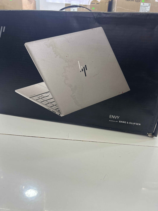 HP ELITEBOOK 850 G8 CORE i5.16GB RAM.512SSD