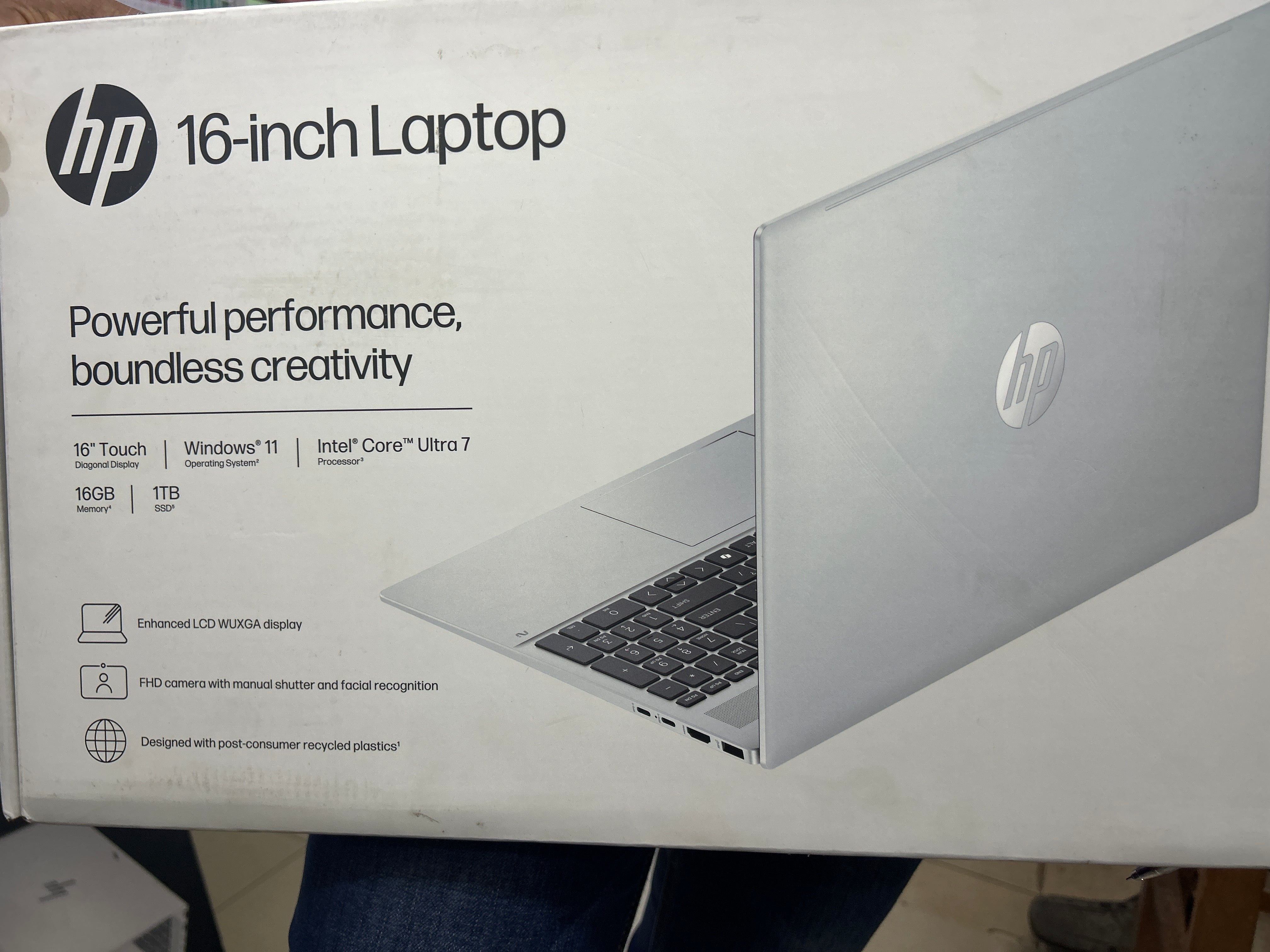 HP OMNI BOOK5 16-aF1017WM 16 GB RAM 1TB SSD INTEL CORE ULTRA 7