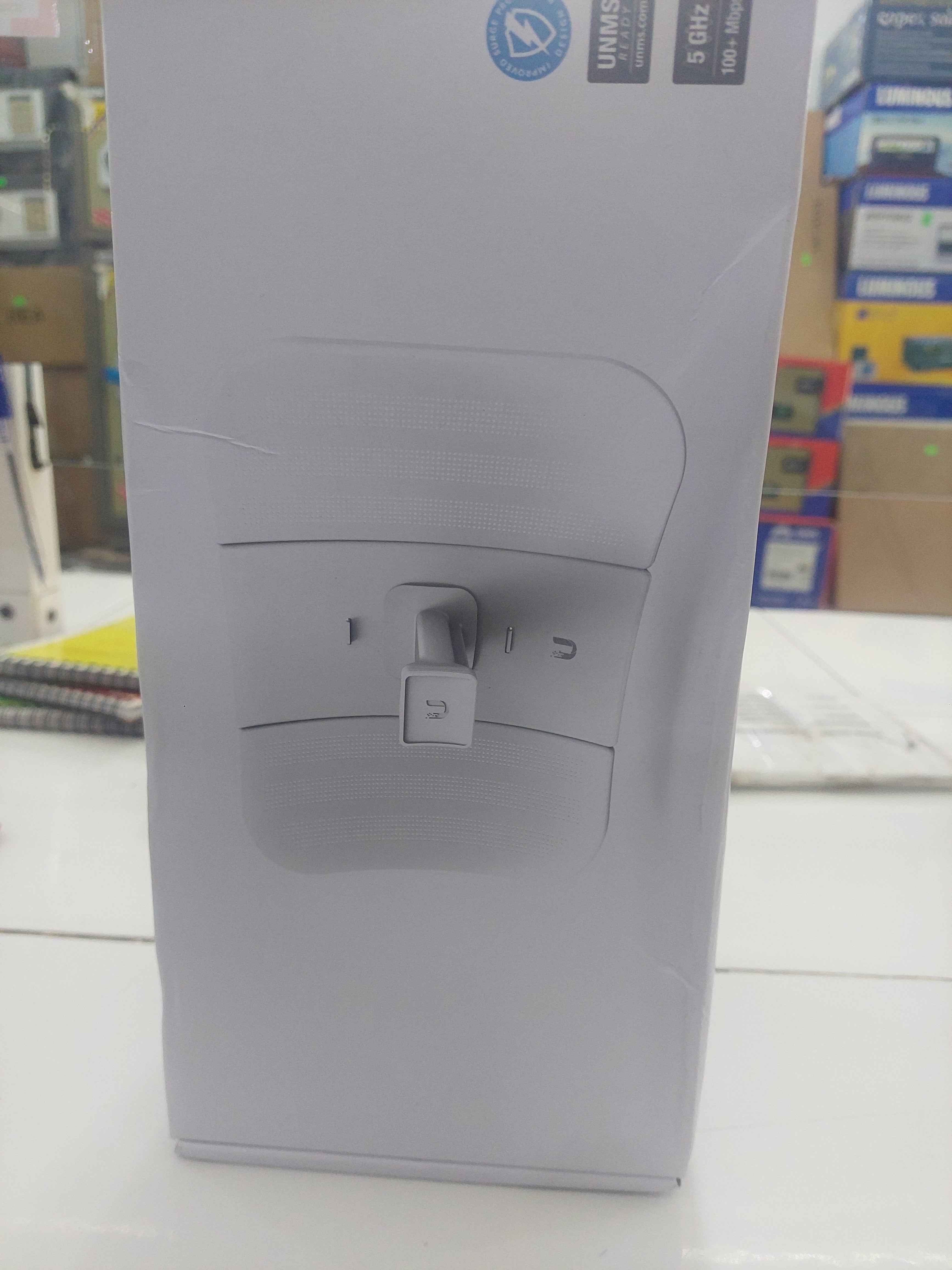 UBIQUITI LITEBEAM M5 LBE-M5-23