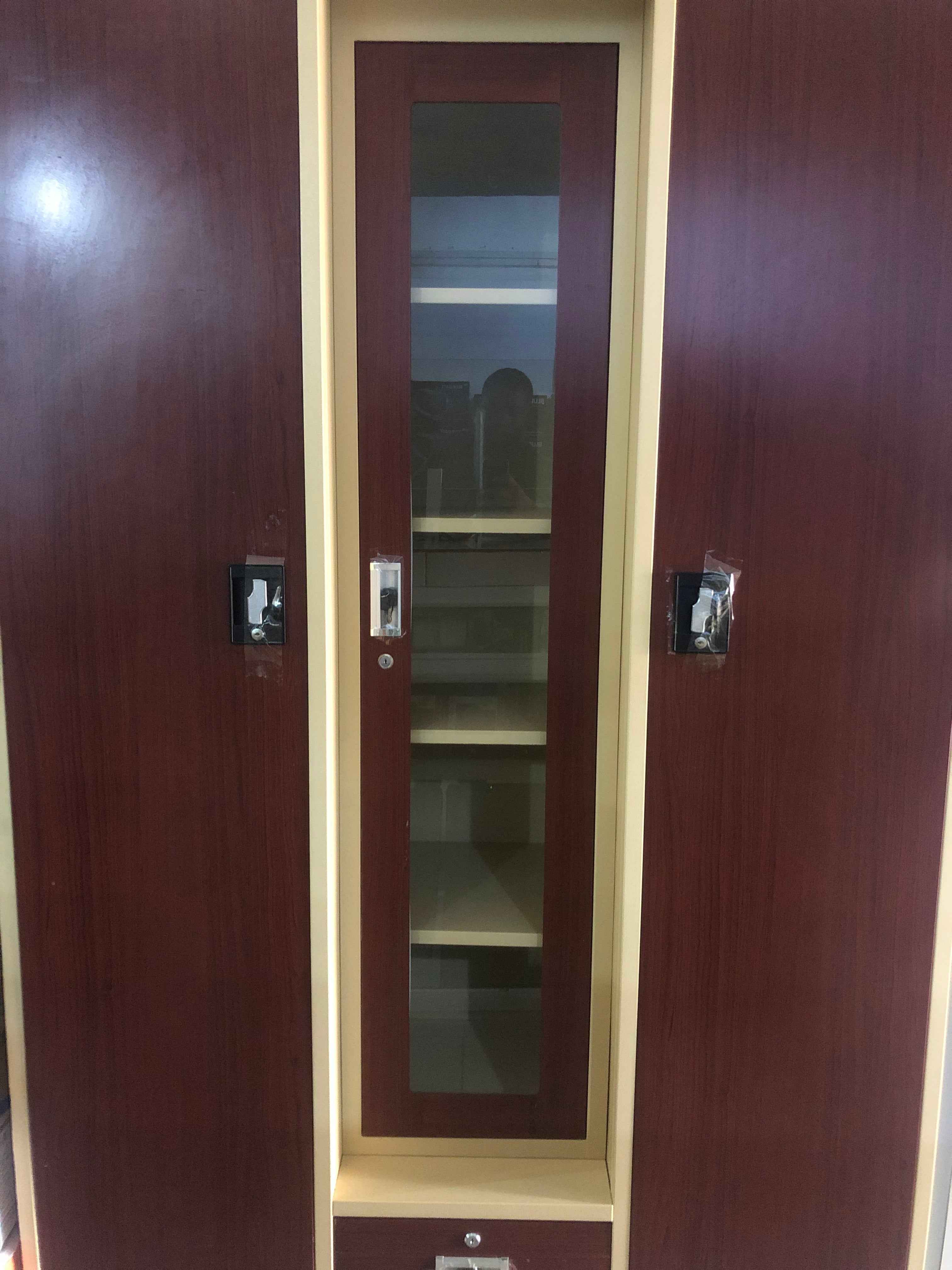 Wardrobe Cupboard 3-Door for Stylish Organization and Storage - Joche
